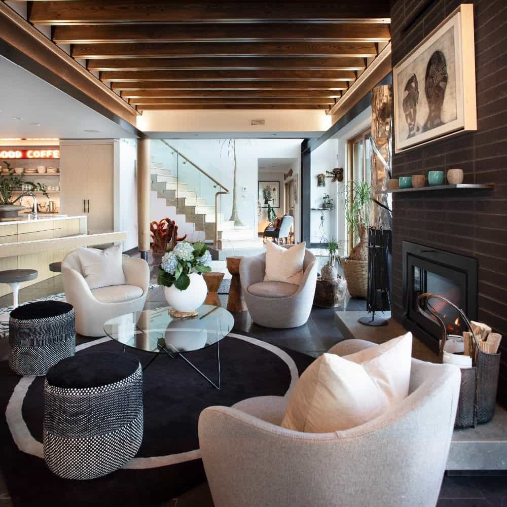 Picture Perfect, Inside and Out Picture Perfect, Inside and Out