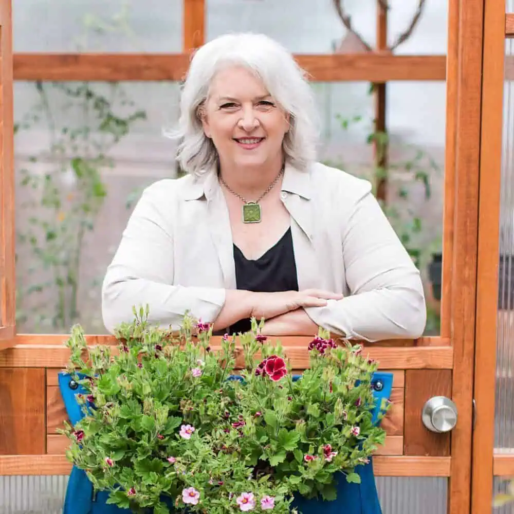 Not Flown, Grown: The Slow Flowers Movement is Having A Moment Not Flown, Grown: The Slow Flowers Movement is Having A Moment